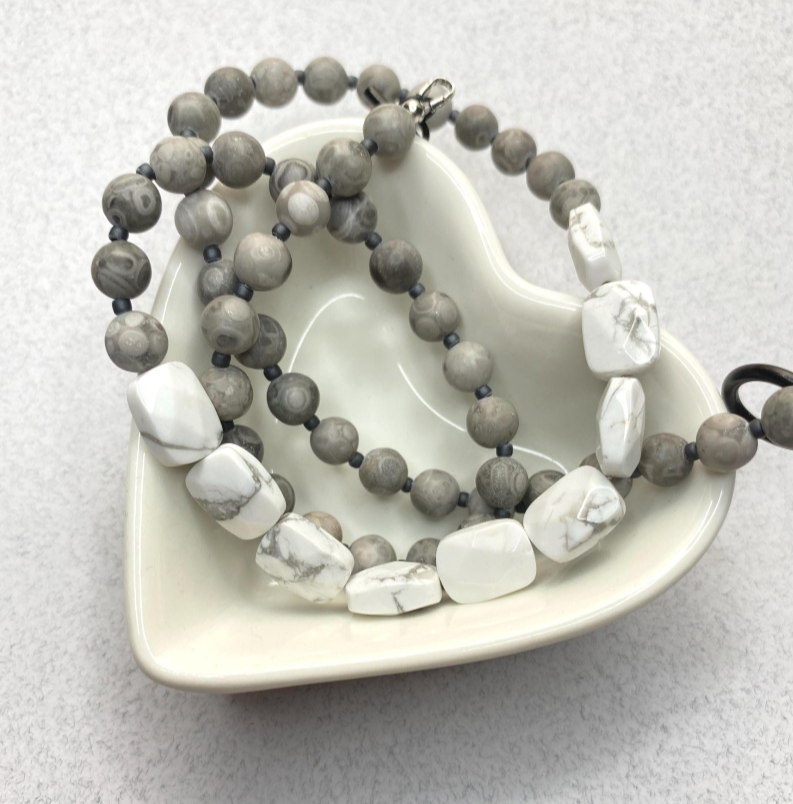 White & Gray Necklace
